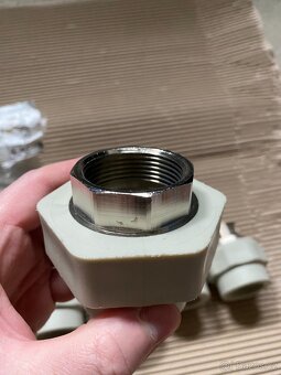 Nové PPR přechody 40 x 5/4", 63 x 2" - různé - 6