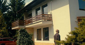 Dům s neuvěřitelnou atmosféru v klidné části Úval - 6