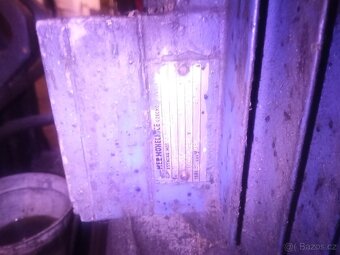 Prodám hydraulické čerpadlo včetně elektromotoru - 6