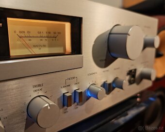 Zesilovač SANSUI - 6