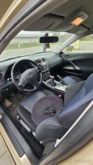 Lexus is220d 130kw - 6