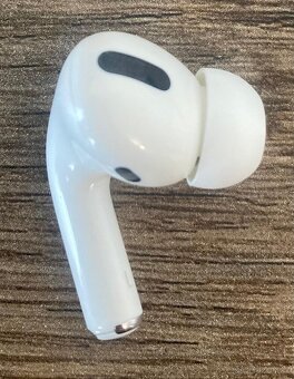 Apple AirPods Pro - 6