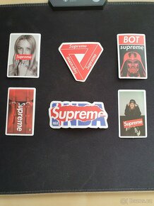 Supreme nálepky celek / jednotlivě - 6
