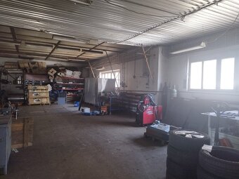 Pronájem VÝROBNÍ HALY a SKLADU v Hradci Králové 300m2 - 6
