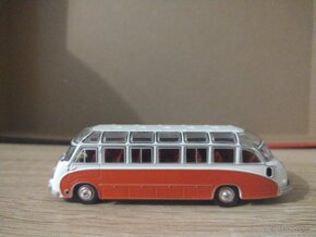 Kultovní autobusy minulé éry - 4 - 6