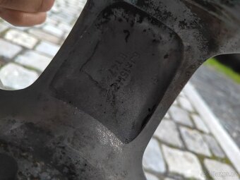 Prodám orig alu 15 škoda Octavia 2 5x112 ET 47 - 6