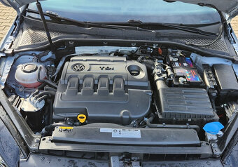 Volkswagen Golf 1.6TDI 85kW - 6