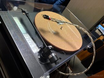 Gramofon Tesla NC500 - 6