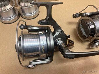 2 navijáky Daiwa Emblem Pro 5500 - 6