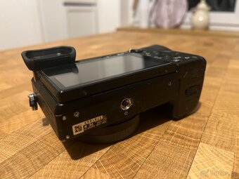 Sony A6300 + klec - 6