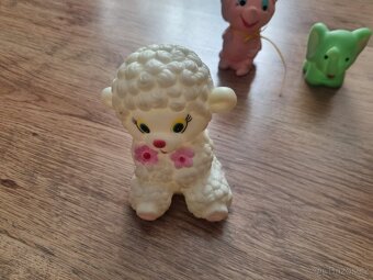 Staré hračky, retro hračky. - 6