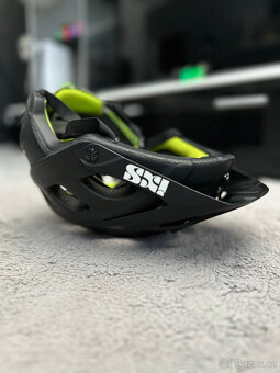 Prodám Enduro-Trail přilbu IXS Trail RS - NOVÁ - 6