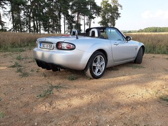 Prodám Mazdu MX5 NC 2006 cabrio Remus - 6