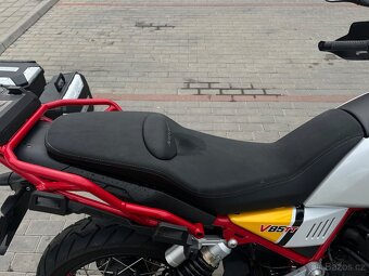 Moto Guzzi V85 TT Evocative Giallo Sahara – Euro 4 - 6