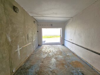 Pronájem cihlové garáže v Kralupech nad Vltavou, ulice V Zát - 6