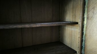 Starožitná skříň - 6
