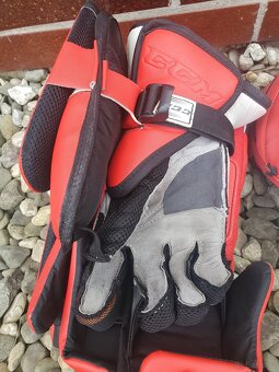 Brankarsky set CCM AXIS 2 a Extreme Flex 5 Pro - 6