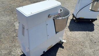 Spirálový hnětač na tuhá těsta TFM 17 ( 17 l, 12,5 kg těsta - 6