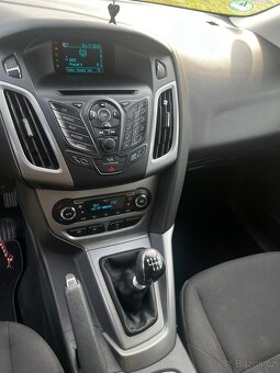 Ford Focus -prodám - 6