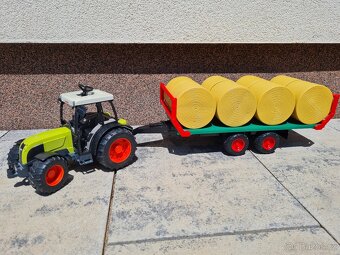 Bruder traktor + balíkovač + vlek na balíky - 6