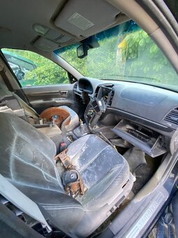 2x Hyundai santafe náhradní díly - 6