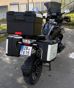 BMW R1250GS 2023 Triple Black - 6