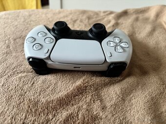 Sony Playstation 5 PS5 825GB - 6