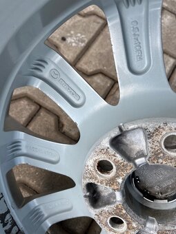 Alu Mazda 5x114,3r16 6,5J ET50 - 6
