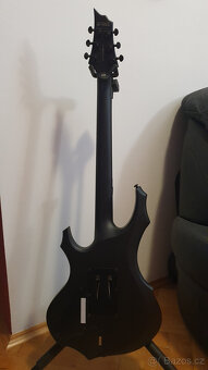 Zánovní/nehraná kytara ESP LTD F-Black Metal - 6