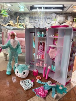 Panenka měnící Barbie Cutie Reveal+ šatní skříň doplňky a ob - 6