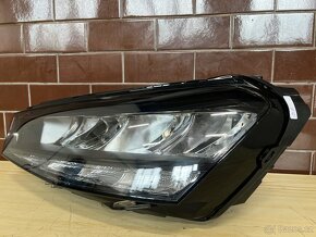 levé světlo Škoda Fabia 4 - 6