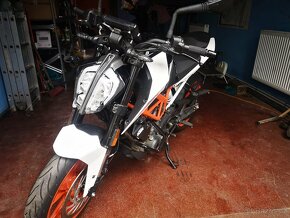 KTM 390 Duke - 6