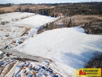 Valchov, pozemek pro komerční výstavbu, 6 525 m2 – pozemek - 6