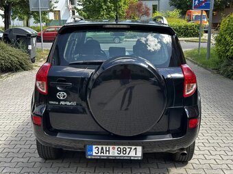 Toyota Rav4 2.2 D4-D 130kW SUV 4x4 Navi Tempomat Rám Nášlapy - 6