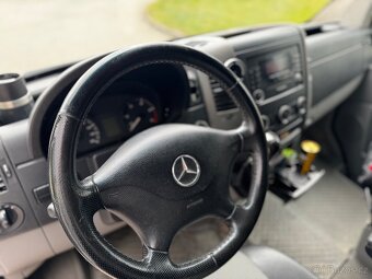 Mercedes Sprinter 211 9 míst - manuál 2.2 CDI 110kw HEZKY - 6