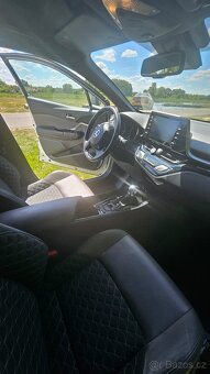 Toyota C-HR 1,8 Hybrid - odpočet DPH možný - 6