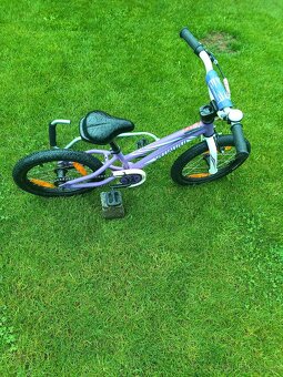 Prodám dětské jízdní kolo Specialized - 6