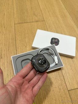 Apple Watch Ultra 2 49mm černý titan - 6