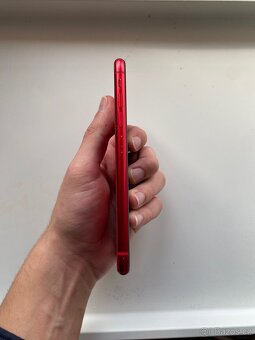 iPhone 11 64 GB - Zachovalý stav - 6