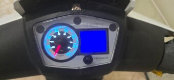 Peugeot New Vivacity 125 V2 5kw rok-2012 najeto 9tis/km - 6