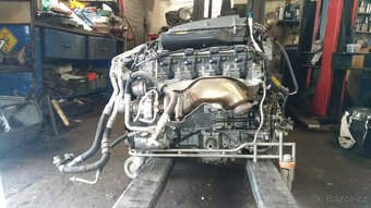 MOTOR MERCEDES AMG C63 M157 4MATIC 5.5 V8 BITURBO NA DÍLY - 6