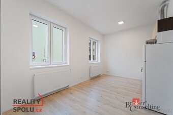 Pronájem, byty/2+kk, 30.3 m2, Říční 2368/5, Předměstí, 56802 - 6