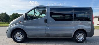 Opel Vivaro 2.5 CDTI 84 KW 9 MÍST - 6