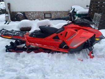 Sněžný skútr ski doo 850 E-TEC SUMMIT 154 - 6