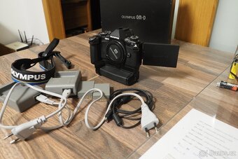 Prodám tělo OM-D E-M5 Mark II - 6