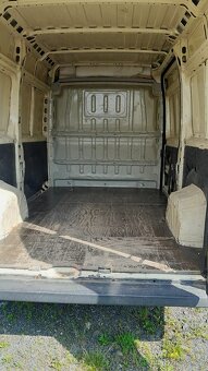 Automobil Peugeot Boxer - 6