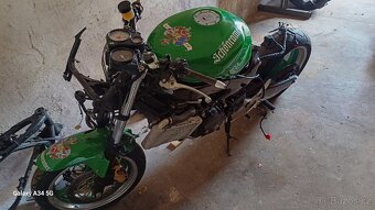 Honda vtr 1000 f dvě motorky - 6