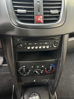 Peugeot 207 - 6