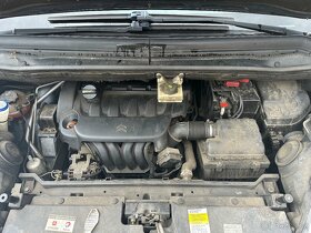 Citroën C4 Grand Picasso 1.8i 6FY rok 2006 - 6