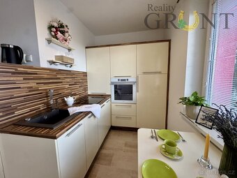 Prodej byty 1+1, 42 m2 - Karviná - Nové Město, ev.č. 00195 - 6